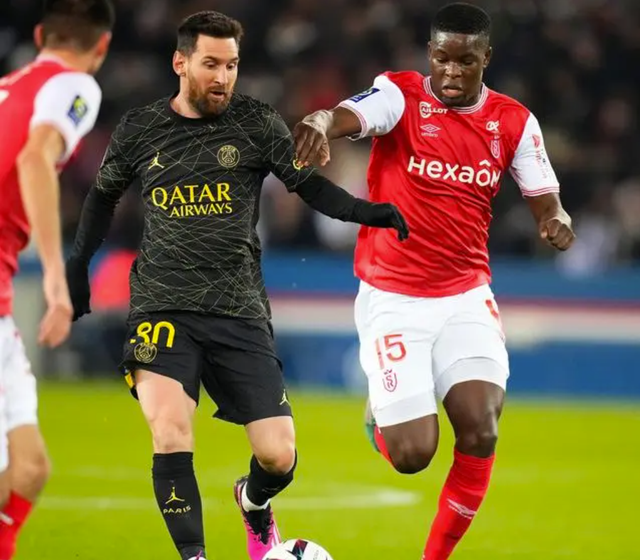 关于巴黎圣日耳曼内部会议纪要流出：集结日外线爆发，德国杯使命明确，资深球员宣示担当的信息